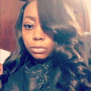 Meet your Posher, Taryn